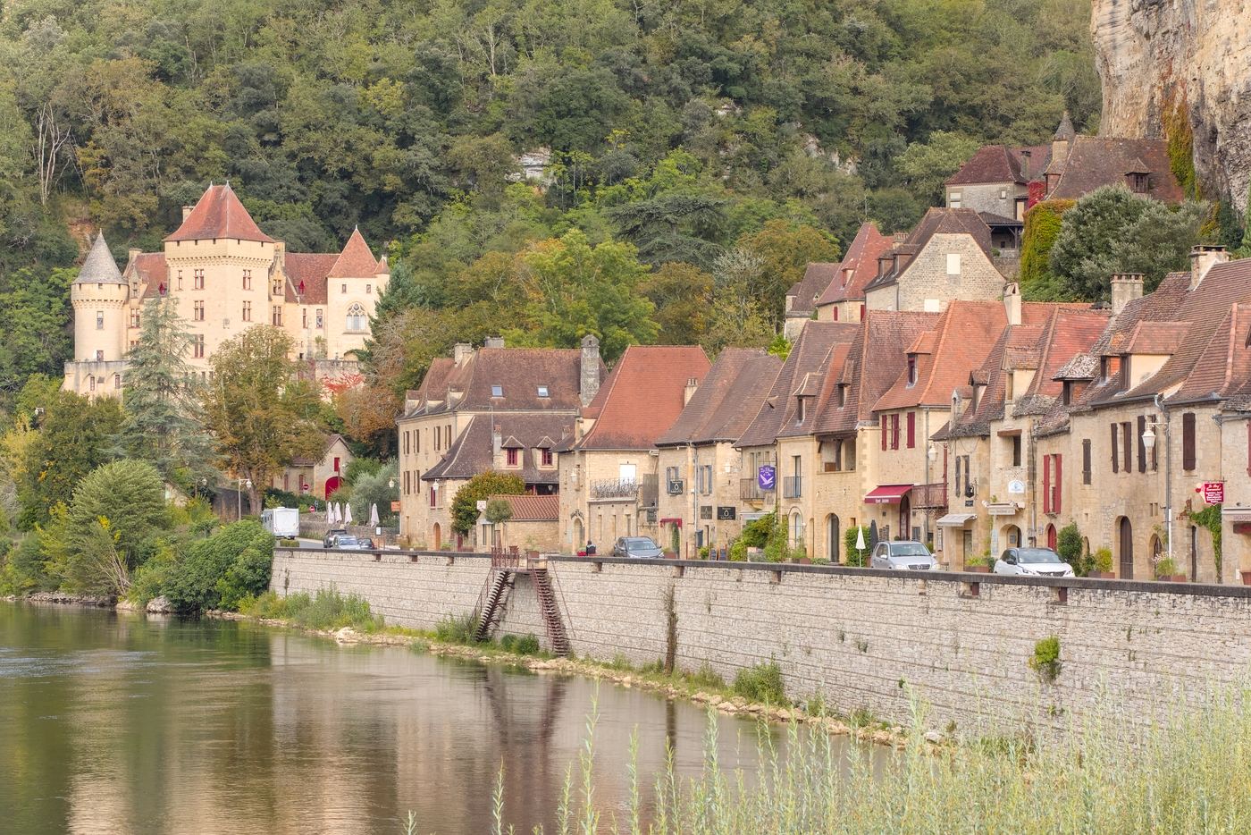 La Roque-Gageac from the river